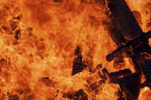 what to do in the event of an apartment fire